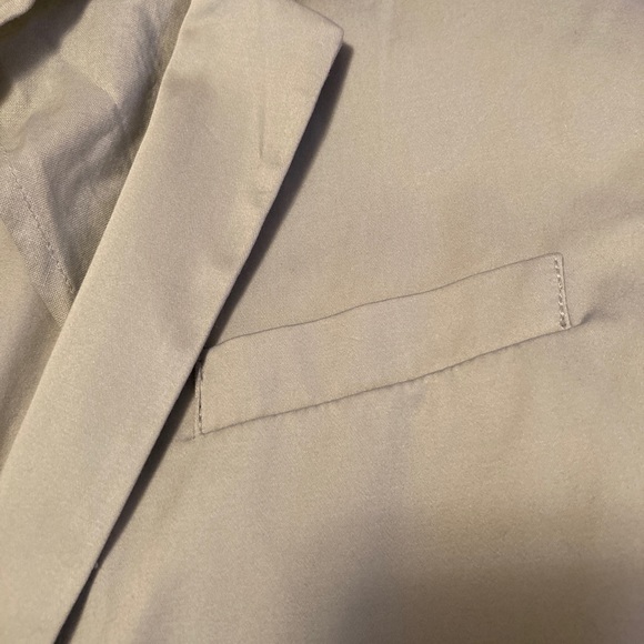 NORMA KAMALI Women’s Khaki Blazer, New Without Tags— never worn. Sz 6. - Picture 9 of 13